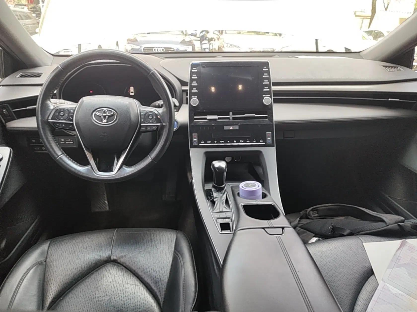 Toyota Avalon 2019 Dual-Engine 2.5L Luxury Edition China VI Standard — миниатюра 12