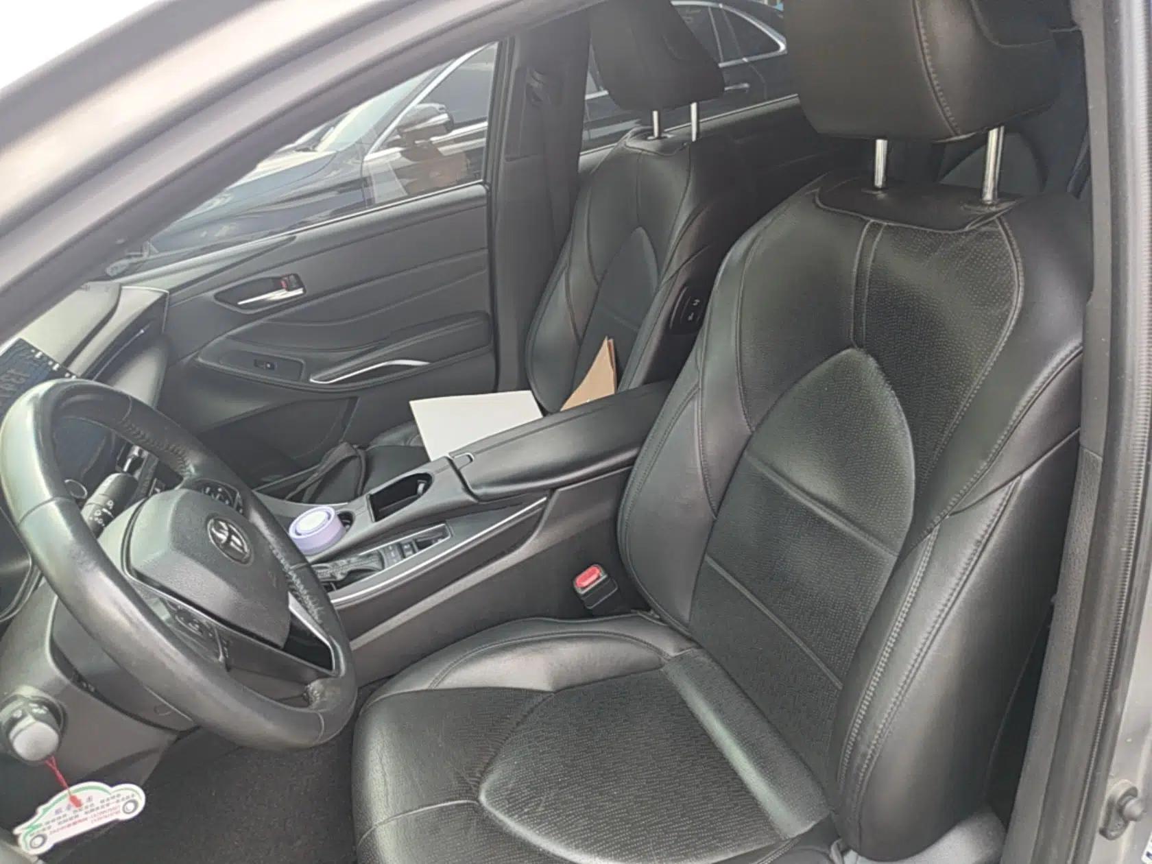 Toyota Avalon 2019 Dual-Engine 2.5L Luxury Edition China VI Standard — миниатюра 17