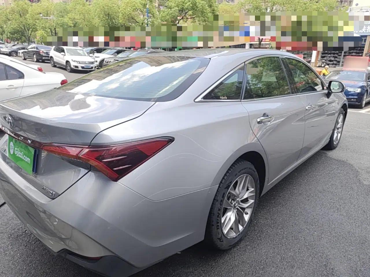 Toyota Avalon 2019 Dual-Engine 2.5L Luxury Edition China VI Standard — миниатюра 6