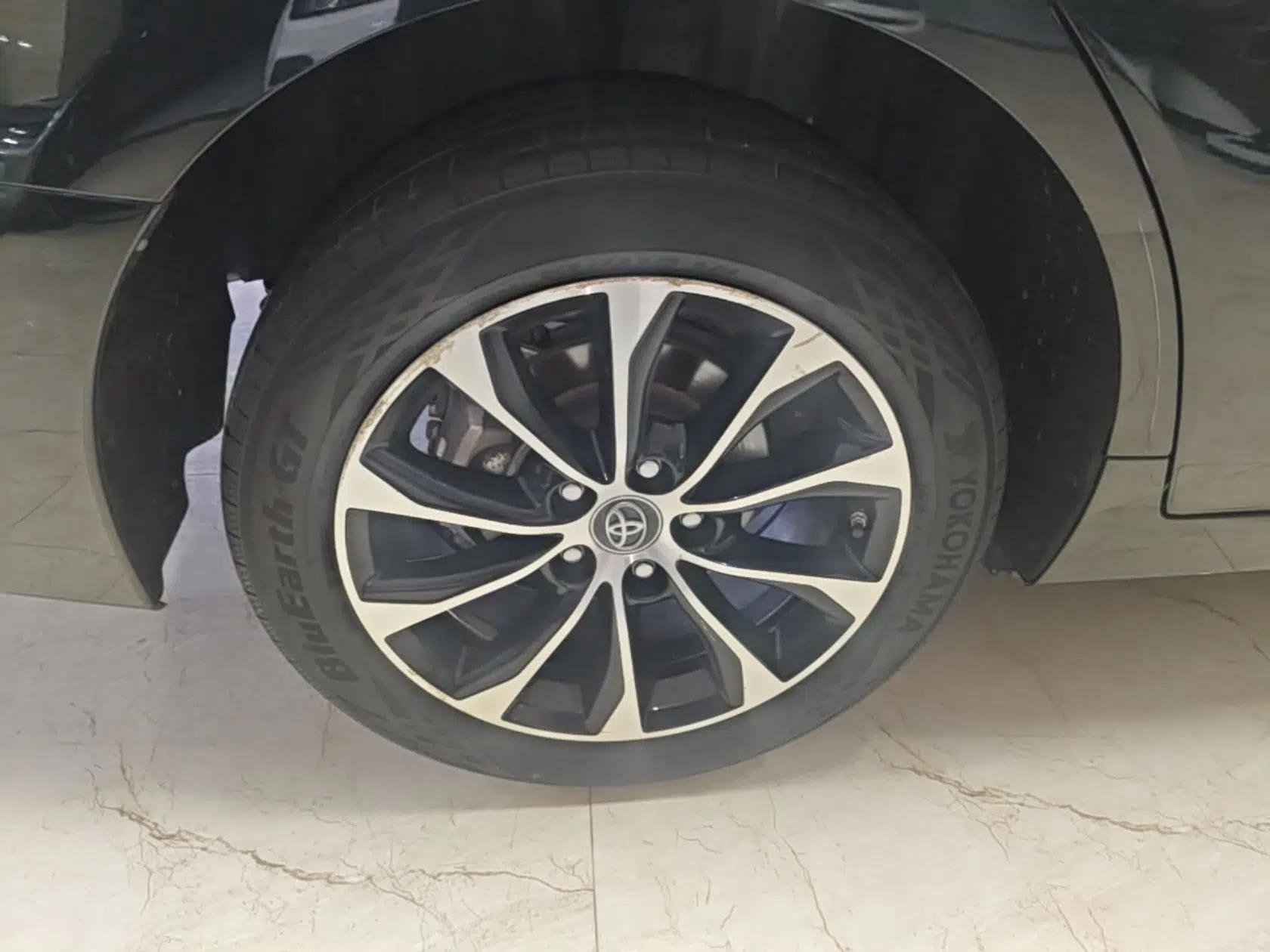 Toyota Avalon 2022 Dual-Engine 2.5L Luxury Edition — миниатюра 11