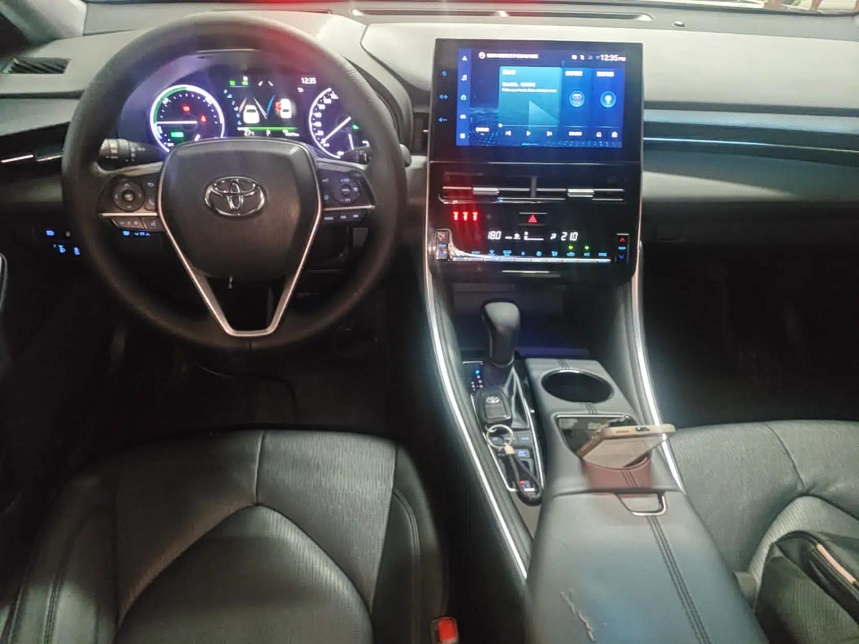 Toyota Avalon 2022 Dual-Engine 2.5L Luxury Edition — миниатюра 12