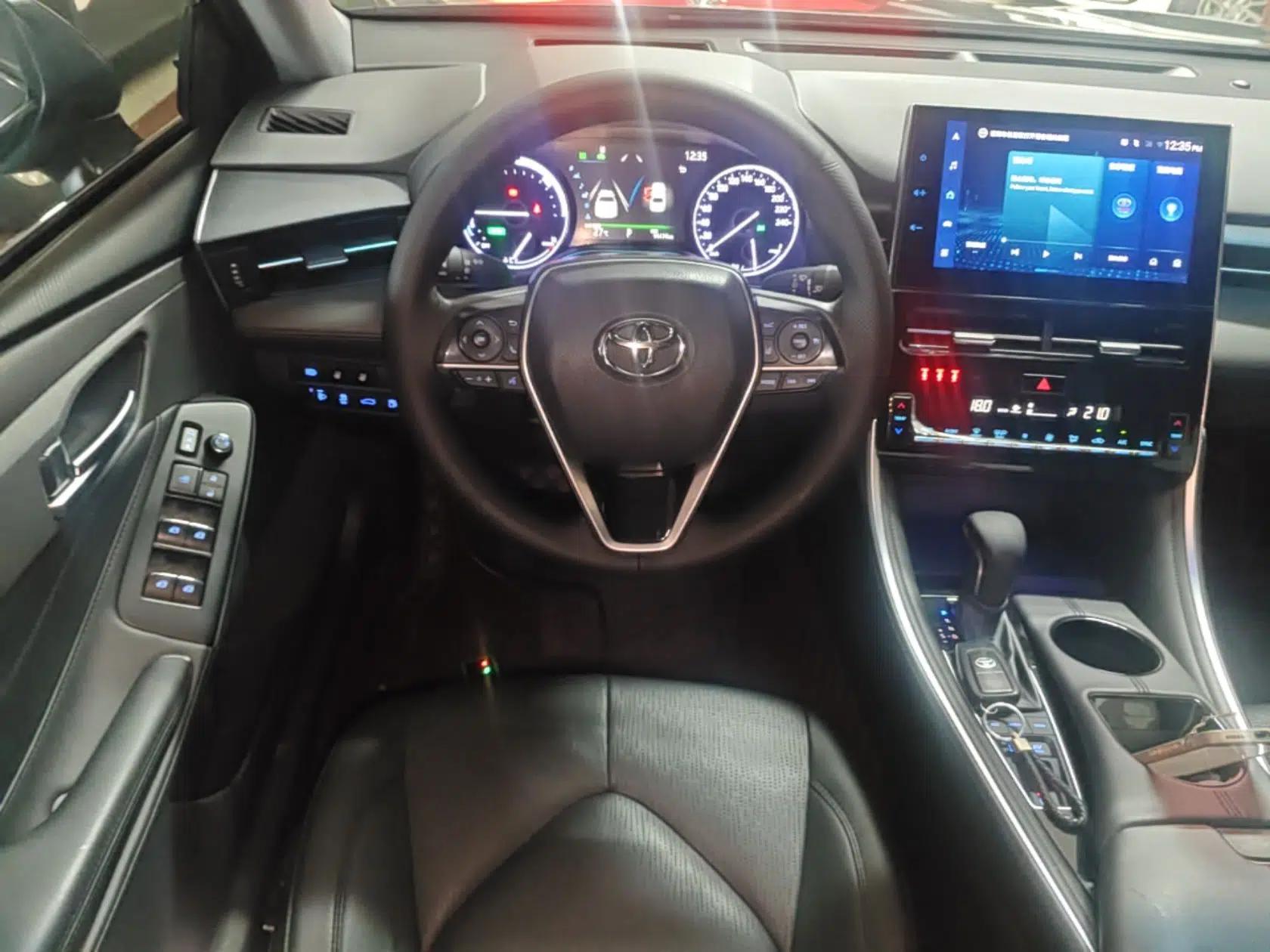 Toyota Avalon 2022 Dual-Engine 2.5L Luxury Edition — миниатюра 13