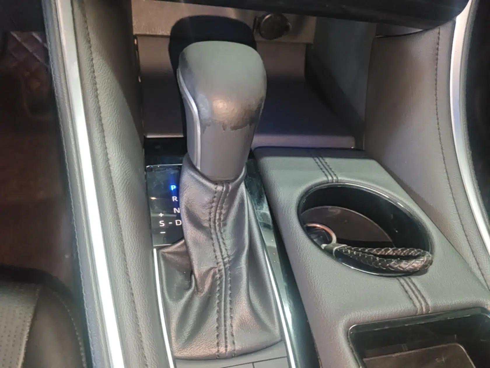 Toyota Avalon 2022 Dual-Engine 2.5L Luxury Edition — миниатюра 16