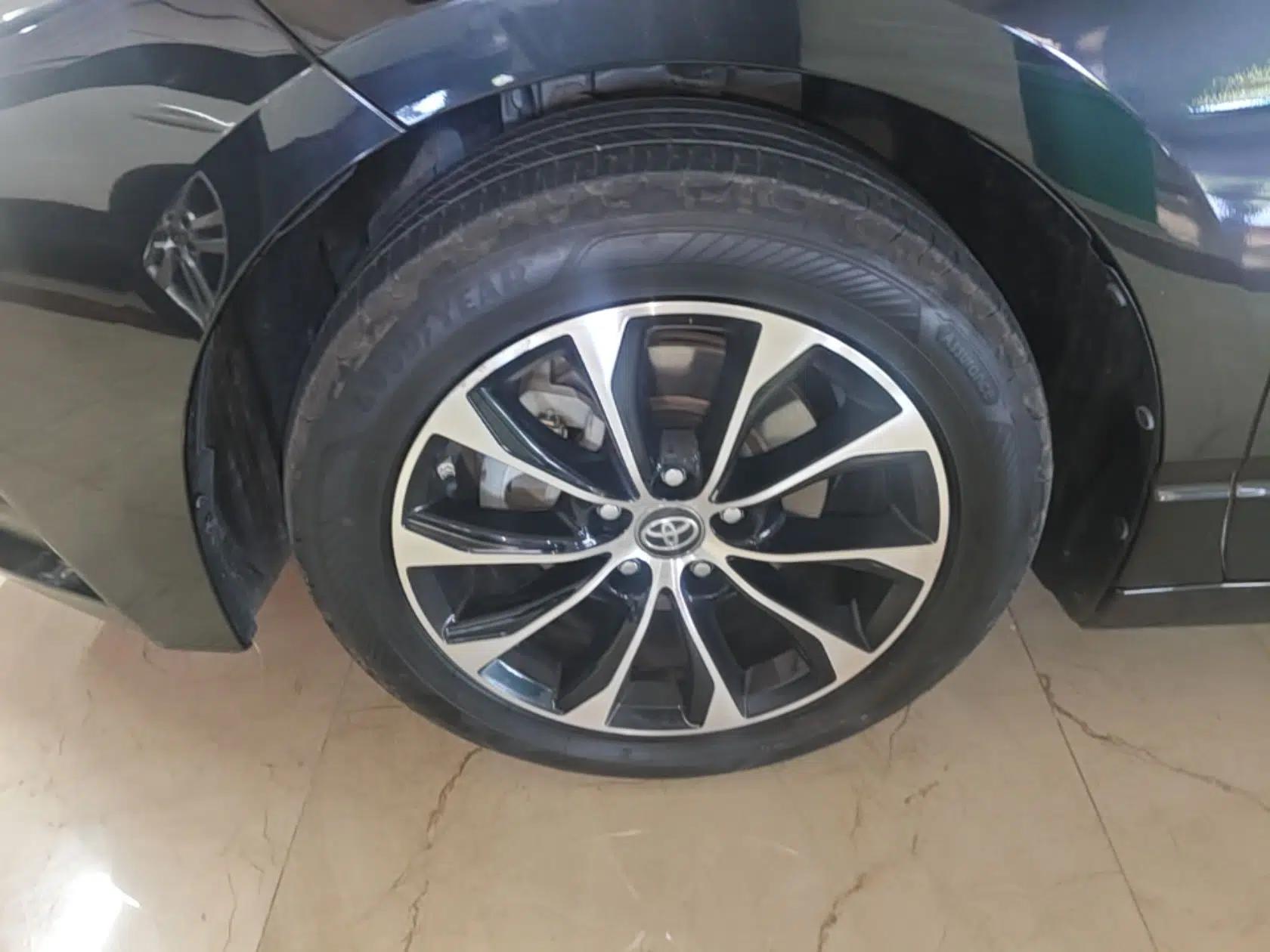 Toyota Avalon 2022 Dual-Engine 2.5L Luxury Edition — миниатюра 10