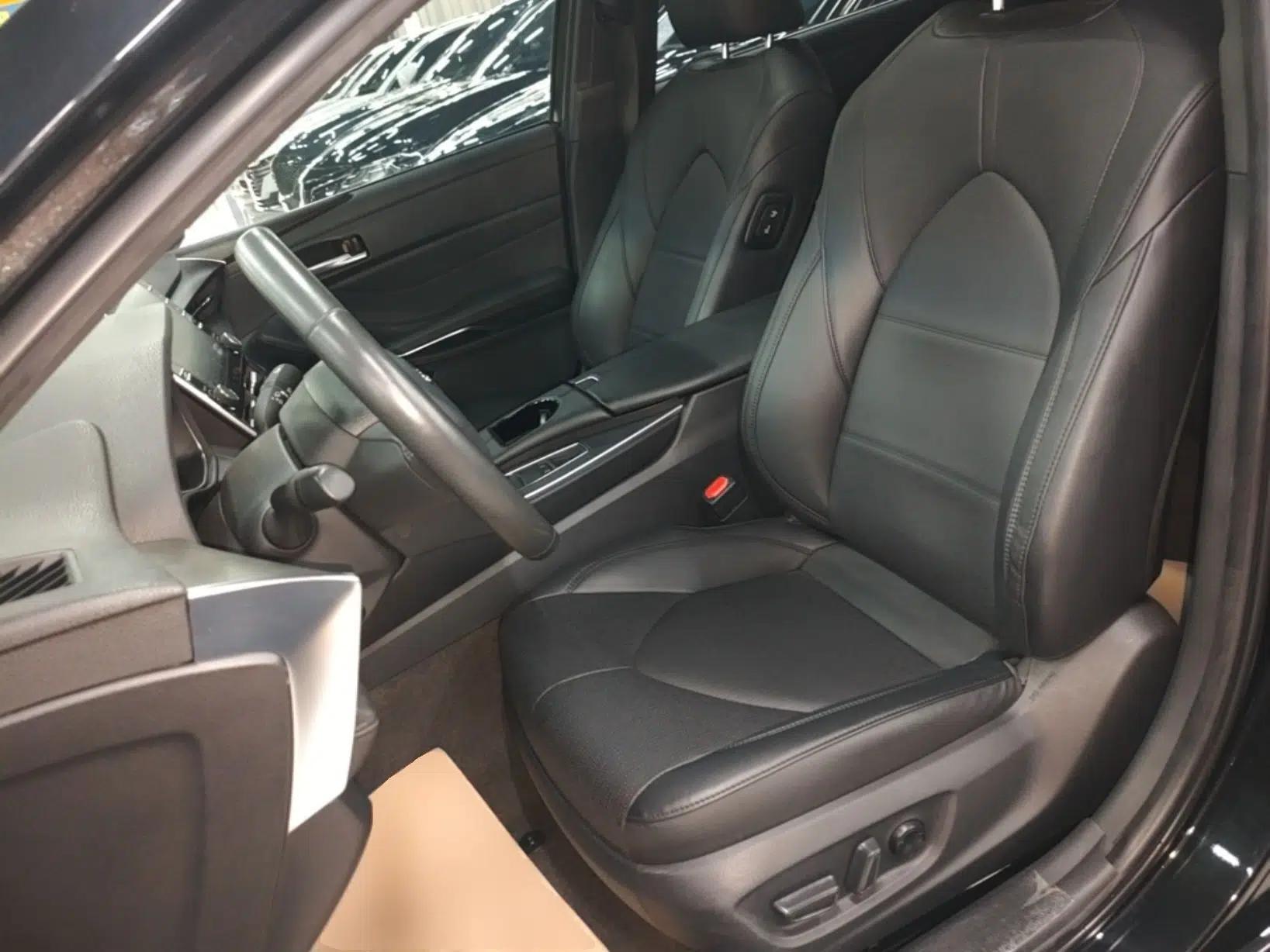 Toyota Avalon 2022 2.0L Luxury Edition — миниатюра 17