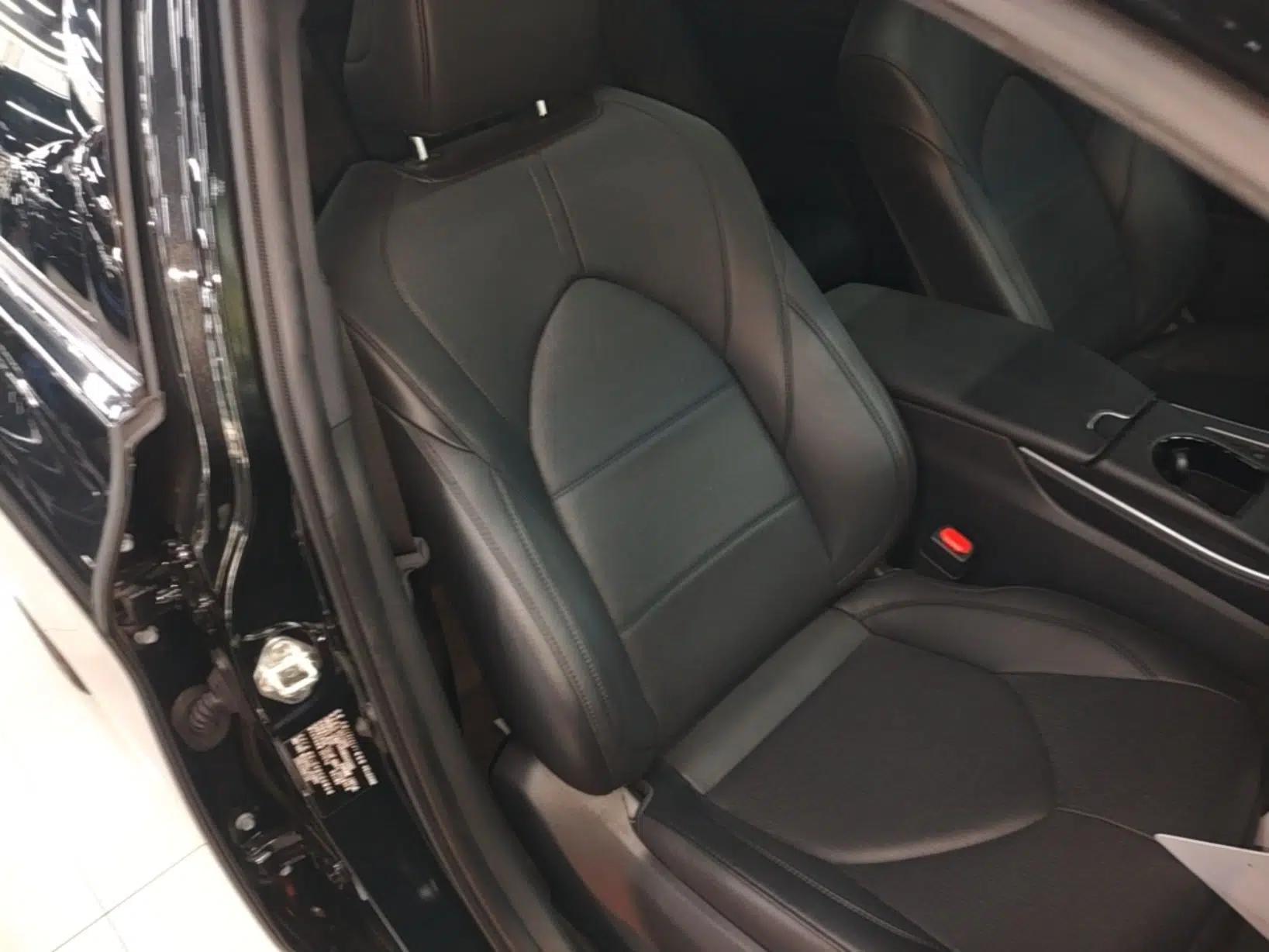 Toyota Avalon 2022 2.0L Luxury Edition — миниатюра 19