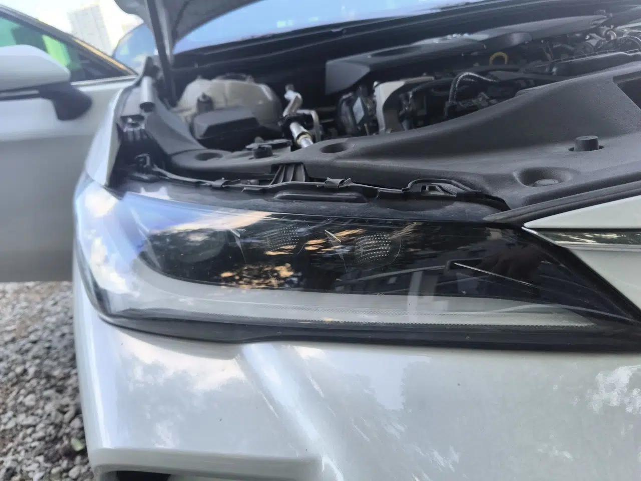 Toyota Avalon 2024 2.0L Premium Edition — миниатюра 7