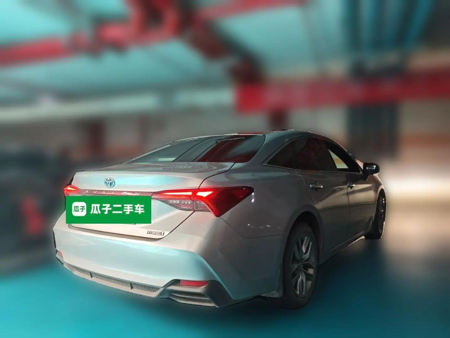 Toyota Avalon 2019 Dual-Engine 2.5L Luxury Edition China VI Standard — миниатюра 6