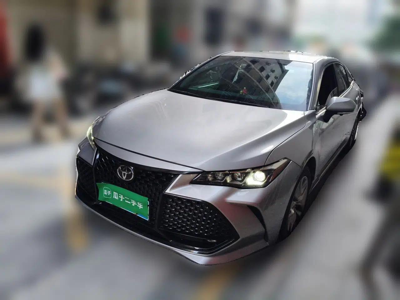 Toyota Avalon 2019 2.0L Luxury Edition China VI Standard — миниатюра 1