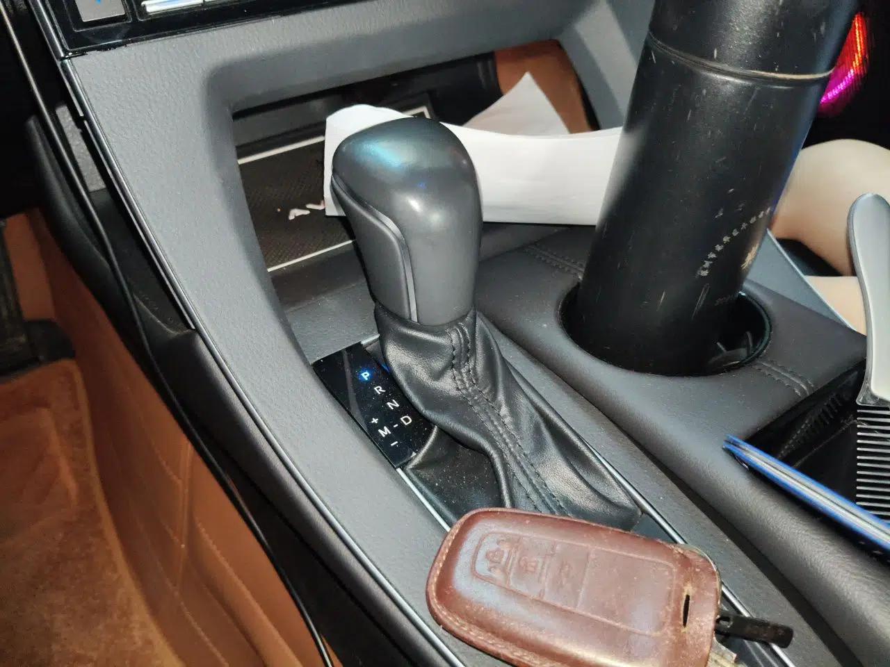 Toyota Avalon 2019 2.0L Luxury Edition China VI Standard — миниатюра 14