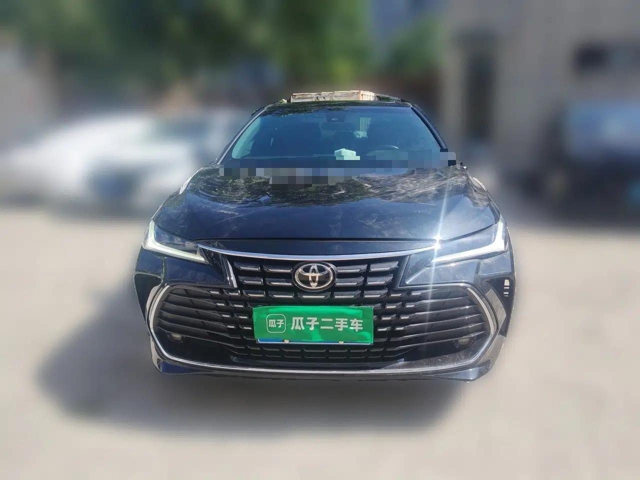 Toyota Avalon 2023 2.0L Premium Edition — миниатюра 2