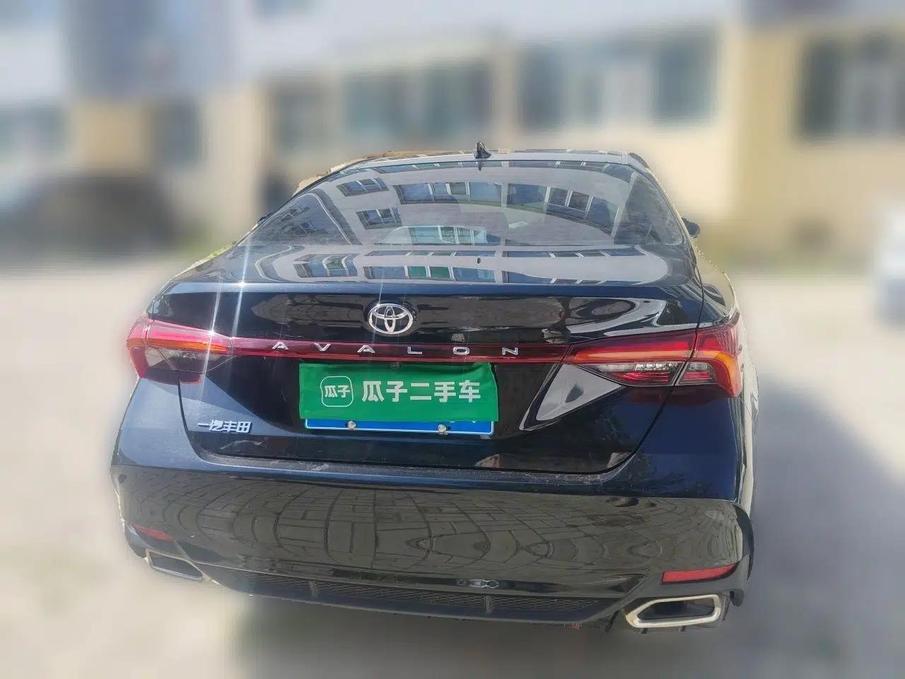 Toyota Avalon 2023 2.0L Premium Edition — миниатюра 5
