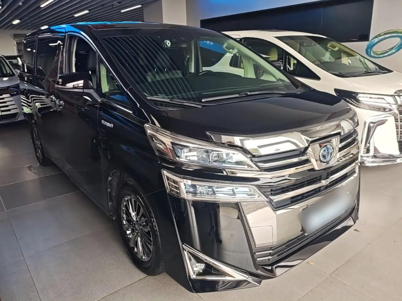 Toyota Vellfire 2019 Dual-Engine 2.5L HV Luxury Edition — миниатюра 3