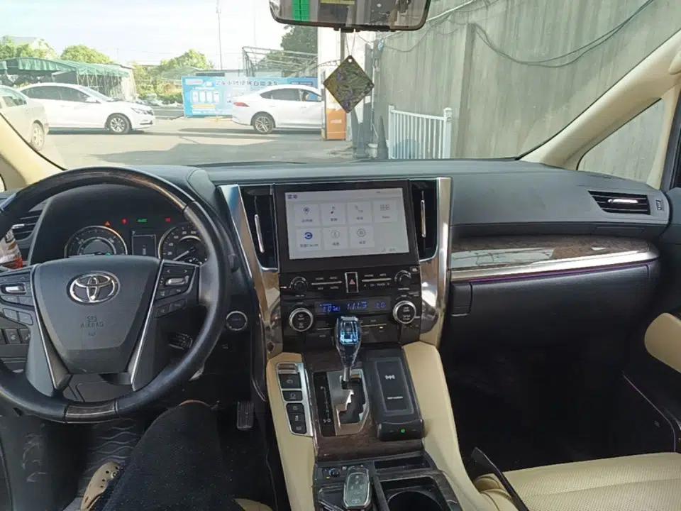 Toyota Vellfire 2023 Crown Dual-Engine 2.5L HV Prestige Edition — миниатюра 12