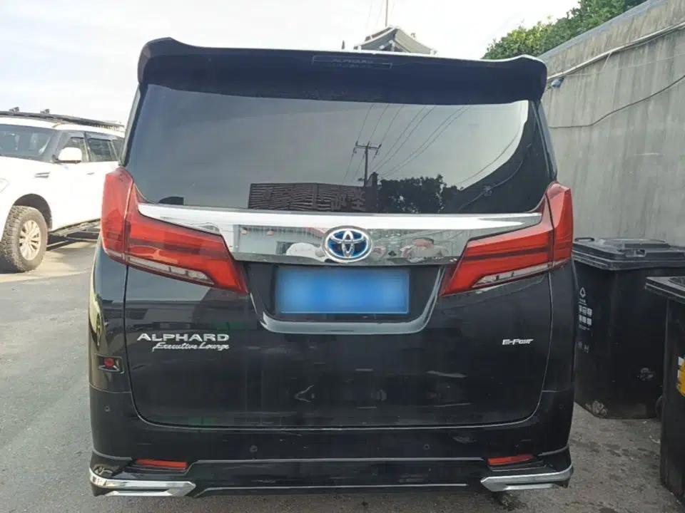 Toyota Vellfire 2023 Crown Dual-Engine 2.5L HV Prestige Edition — миниатюра 5