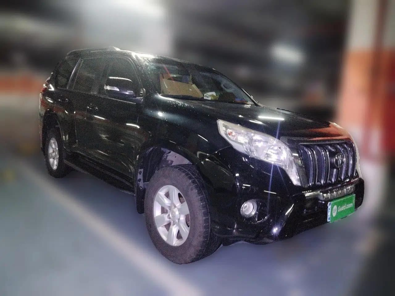 Toyota Prado 2015 2.7L Automatic Standard Edition — миниатюра 3
