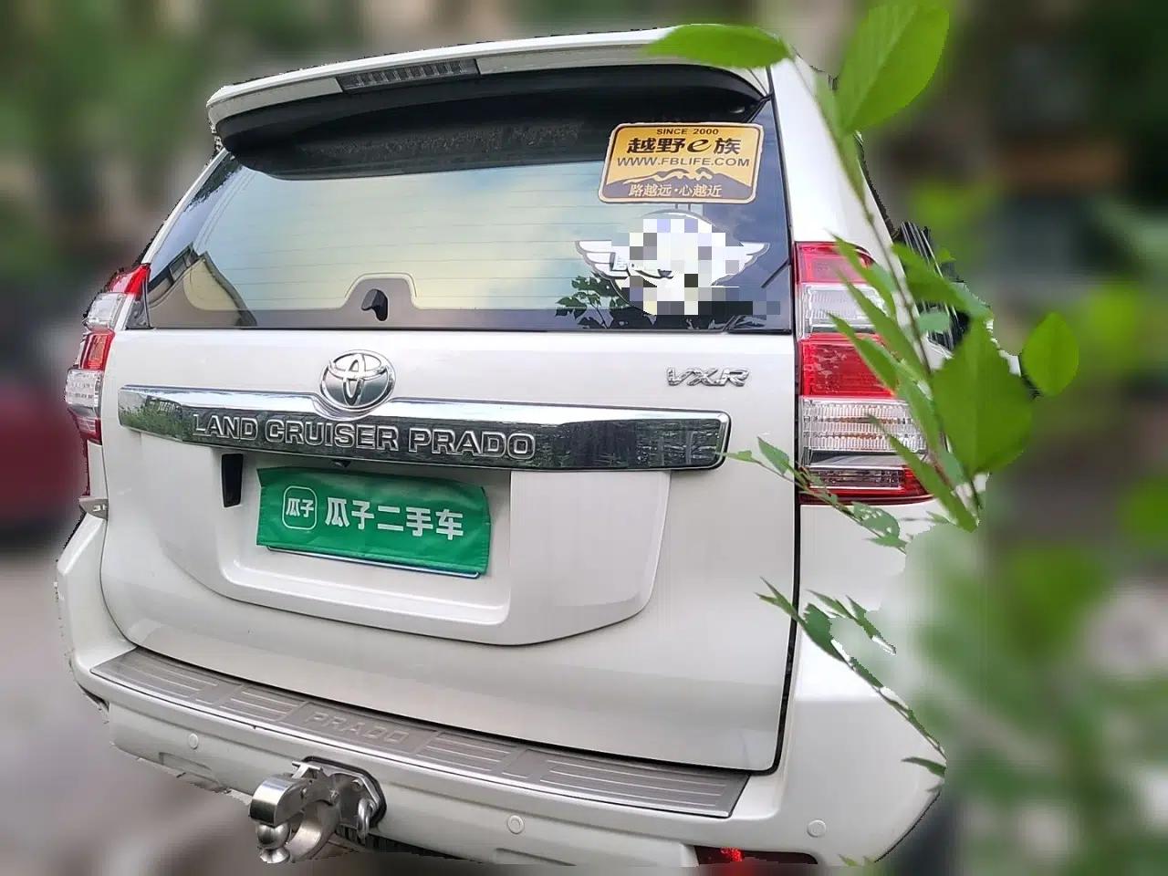 Toyota Prado Prado (parallel import), 2.7L, 7 seats, with sunroof and underbody-mounted spare tire — миниатюра 5