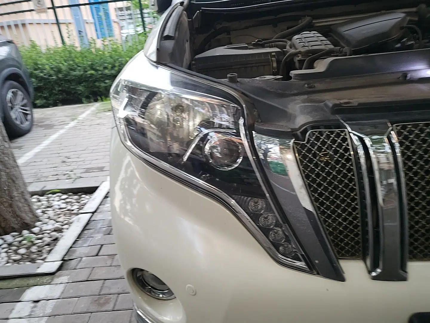 Toyota Prado Prado (parallel import), 2.7L, 7 seats, with sunroof and underbody-mounted spare tire — миниатюра 7