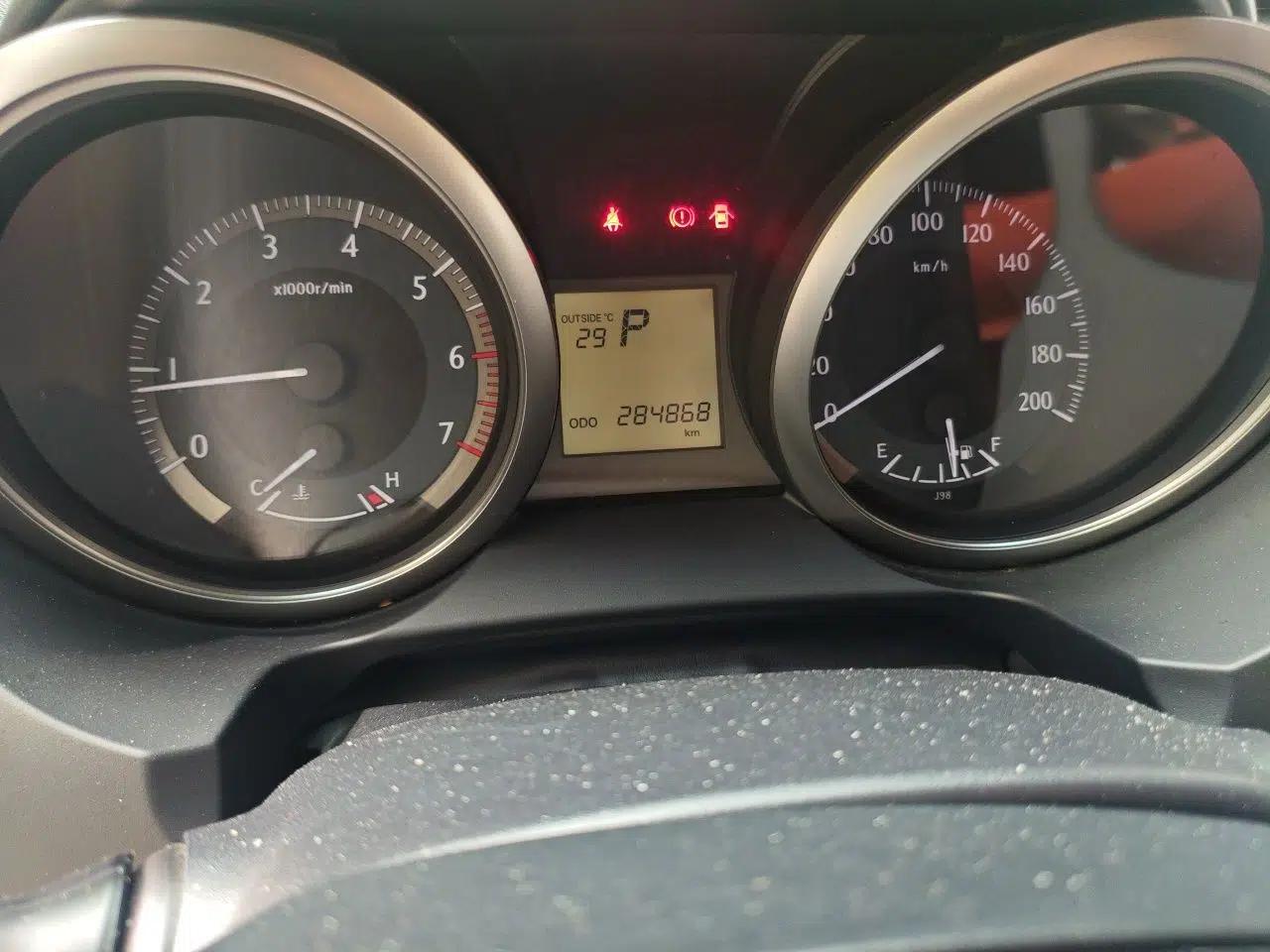 Toyota Prado 2014 2.7L Automatic Luxury Edition — миниатюра 12