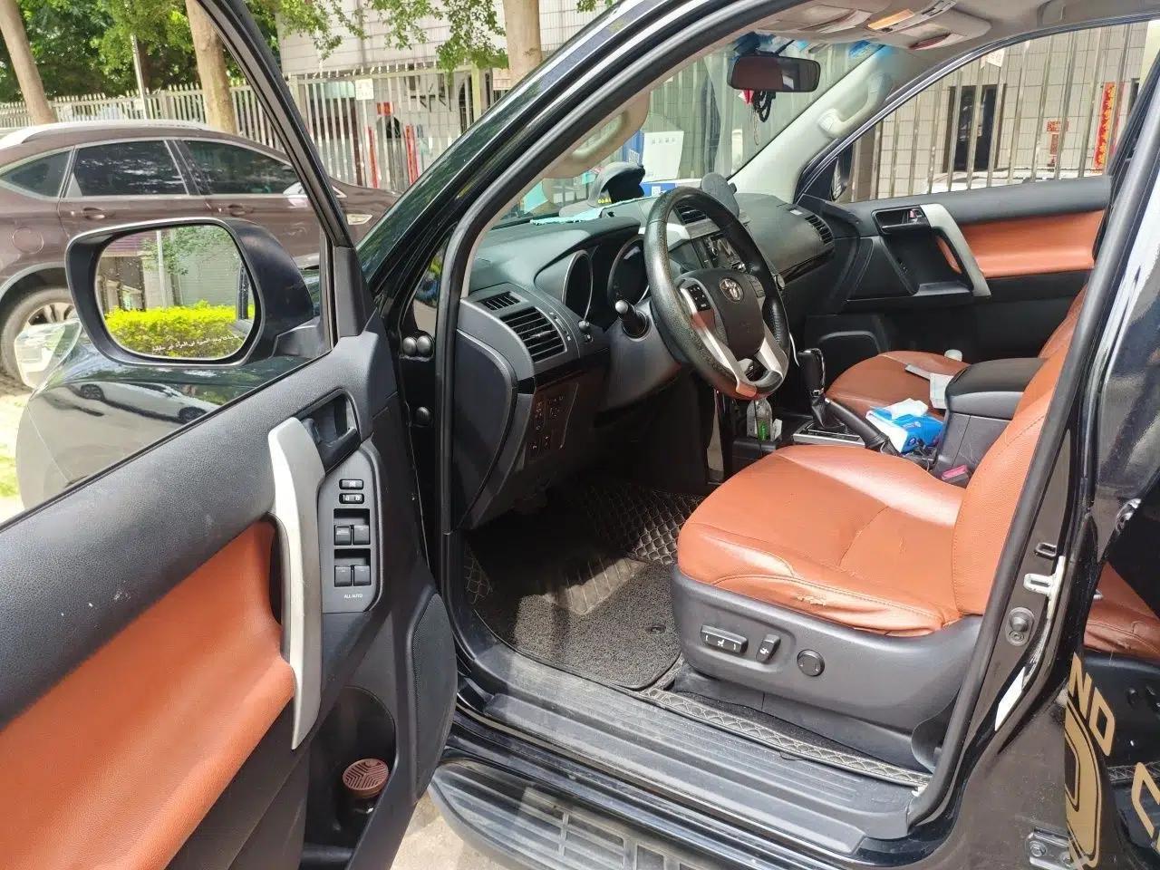 Toyota Prado 2014 2.7L Automatic Luxury Edition — миниатюра 16