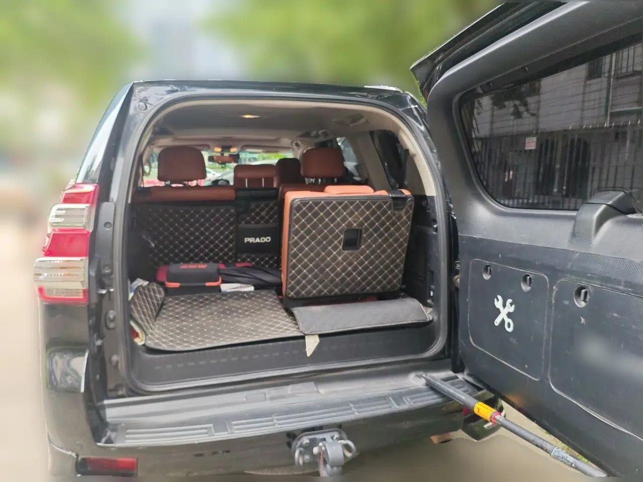 Toyota Prado 2014 2.7L Automatic Luxury Edition — миниатюра 19
