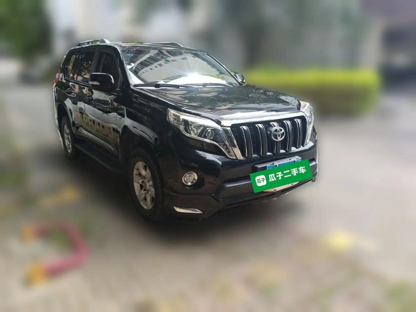 Toyota Prado 2014 2.7L Automatic Luxury Edition — миниатюра 3