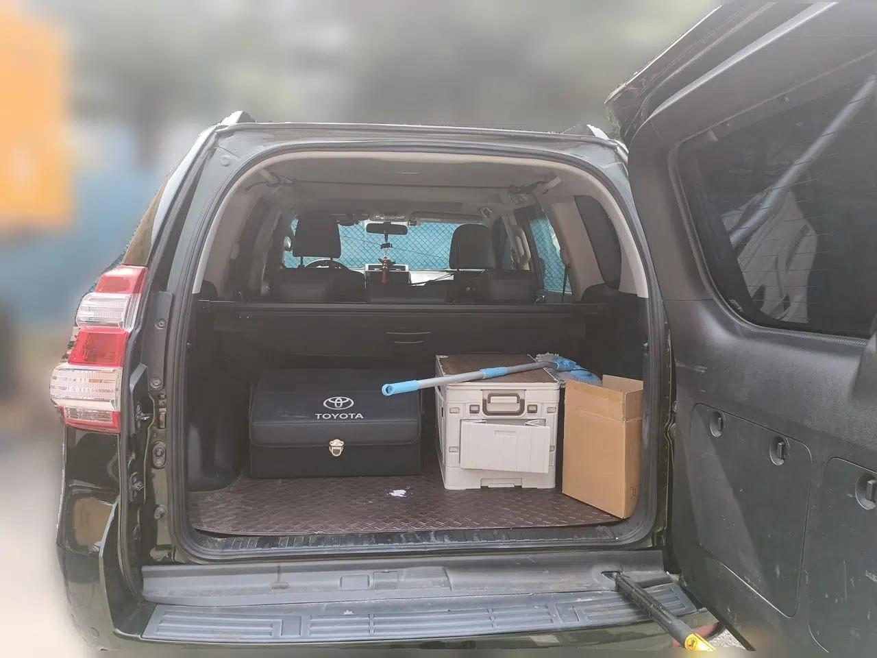 Toyota Prado 2016 2.7L Automatic Standard Edition — миниатюра 19