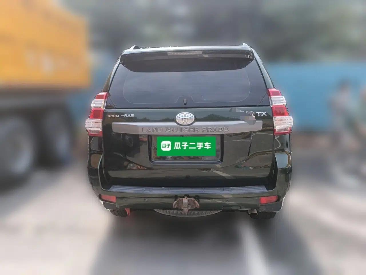 Toyota Prado 2016 2.7L Automatic Standard Edition — миниатюра 5