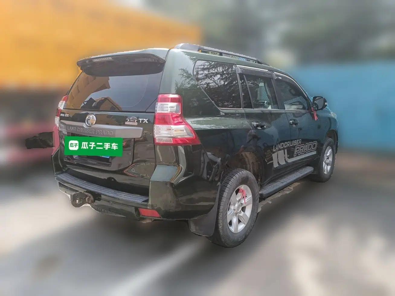 Toyota Prado 2016 2.7L Automatic Standard Edition — миниатюра 6