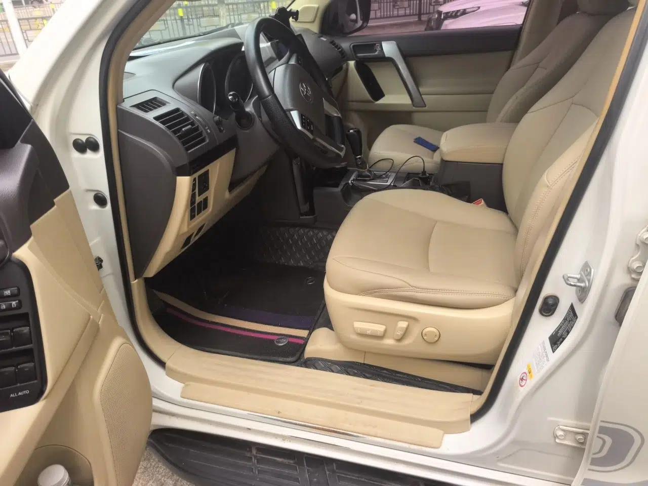 Toyota Prado 2015 Prado, automatic transmission, no sunroof, 2.7L, 7-seat gasoline model — миниатюра 16