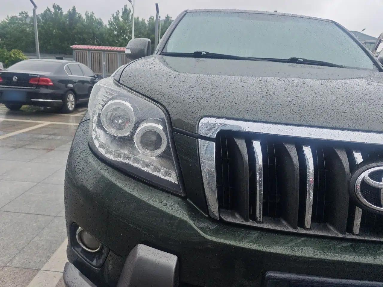 Toyota Prado 2010 4.0L Automatic TX-L — миниатюра 7
