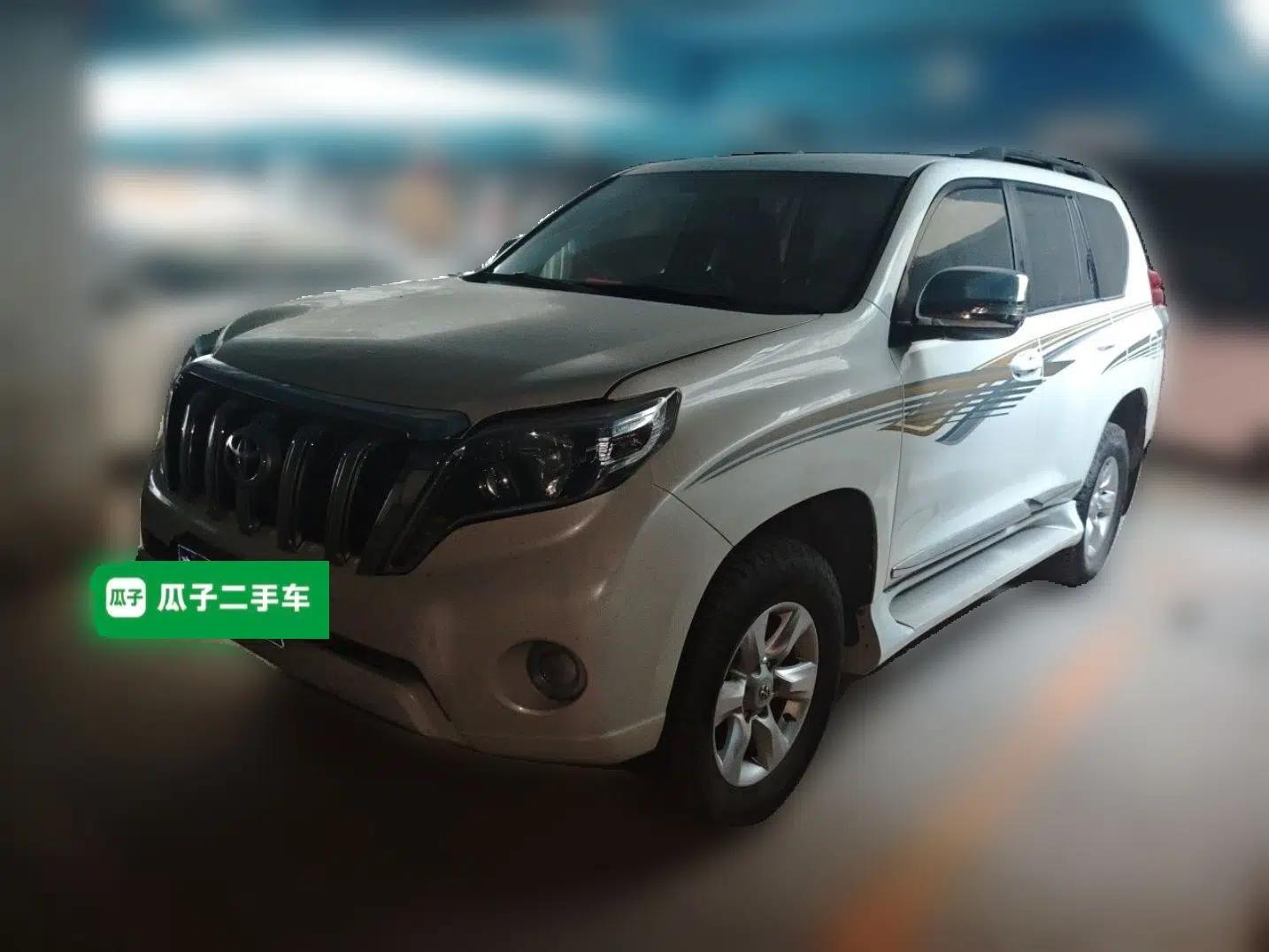 Toyota Prado Toyota Prado 2012, 2.7L, automatic transmission, 7 seats, gasoline (Middle East-spec parallel import) — миниатюра 1