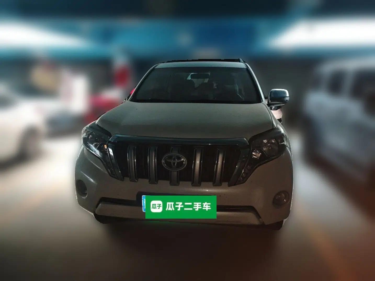 Toyota Prado Toyota Prado 2012, 2.7L, automatic transmission, 7 seats, gasoline (Middle East-spec parallel import) — миниатюра 2