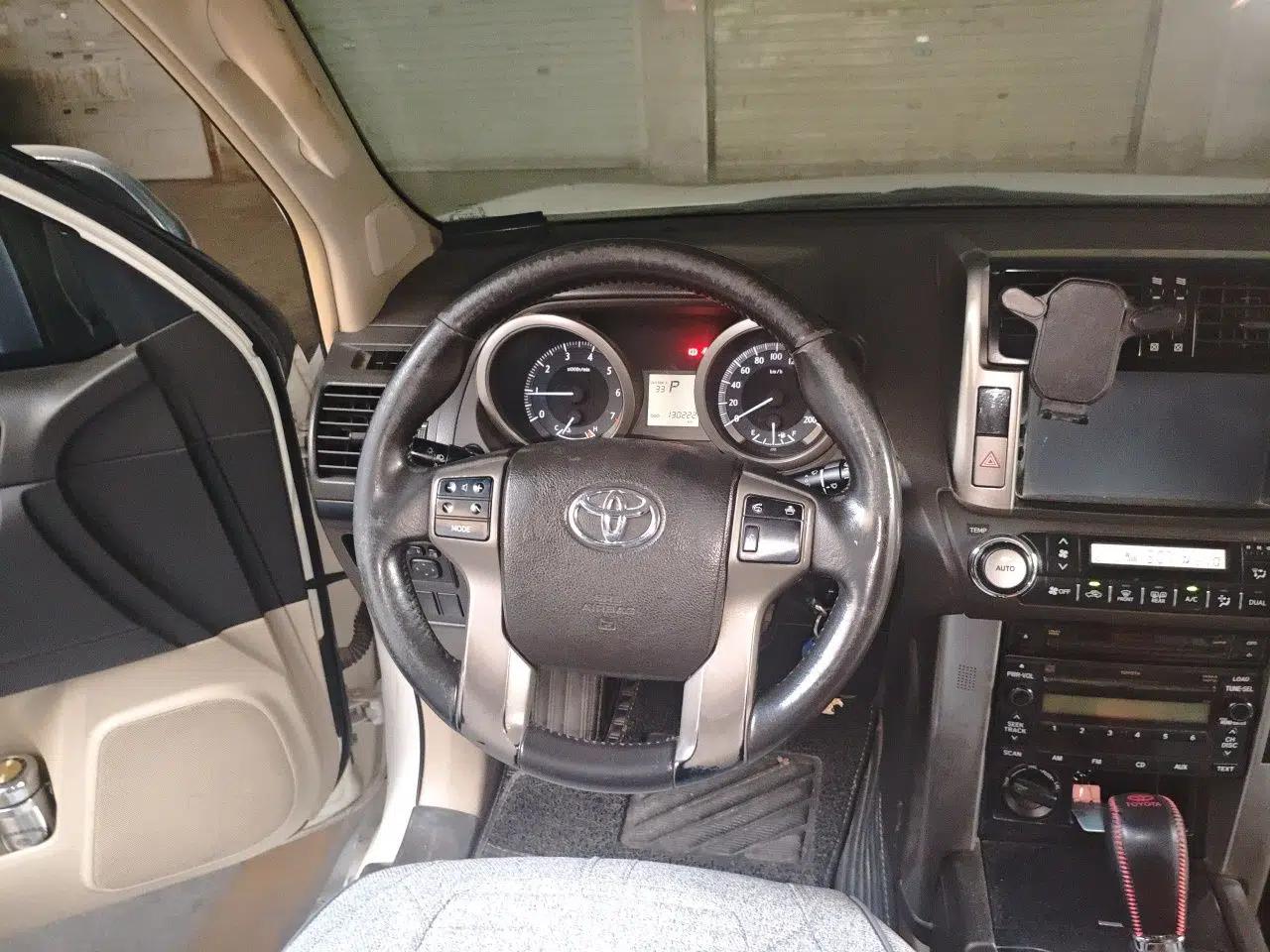 Toyota Prado Toyota Prado 2012, 2.7L, automatic transmission, 7 seats, gasoline (Middle East-spec parallel import) — миниатюра 10