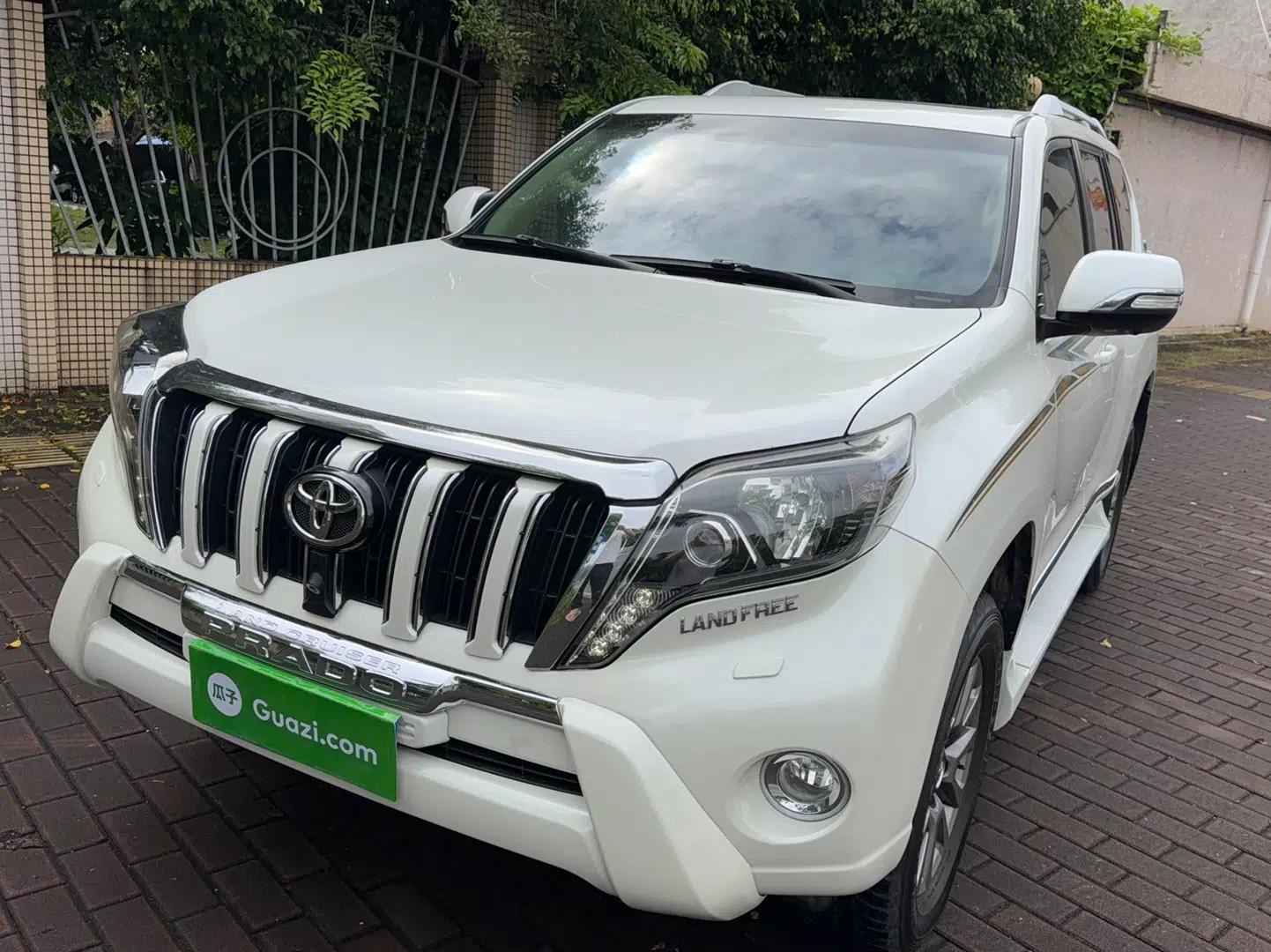 Toyota Prado 2017 2700 TXL Middle East Edition — миниатюра 1
