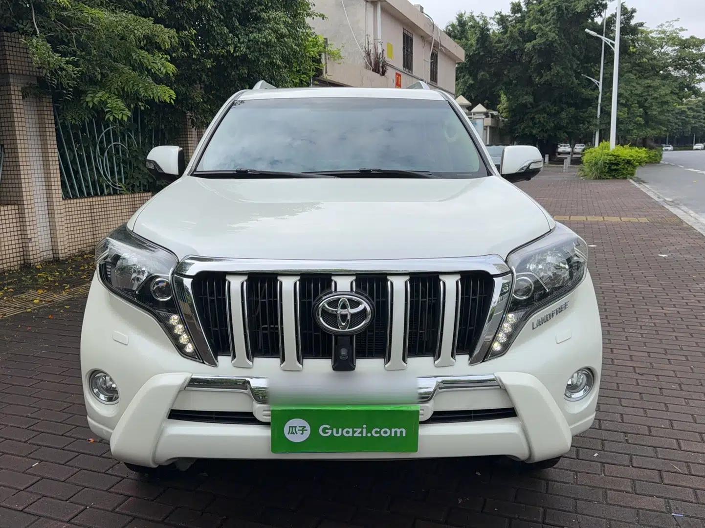 Toyota Prado 2017 2700 TXL Middle East Edition — миниатюра 2