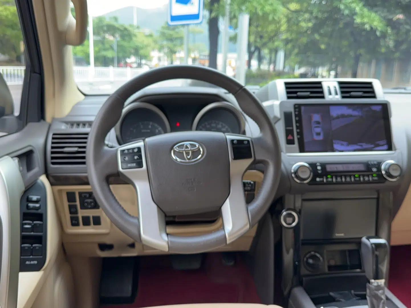 Toyota Prado 2017 2700 TXL Middle East Edition — миниатюра 18