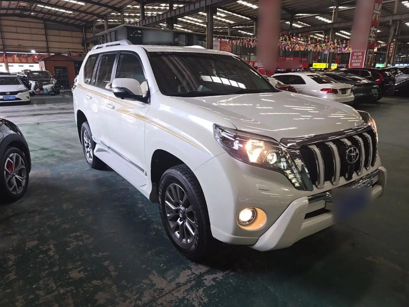 Toyota Prado 2017 2700 TXL Middle East Edition — миниатюра 3