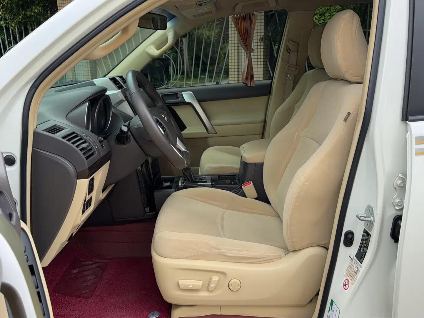 Toyota Prado 2017 2700 TXL Middle East Edition — миниатюра 23