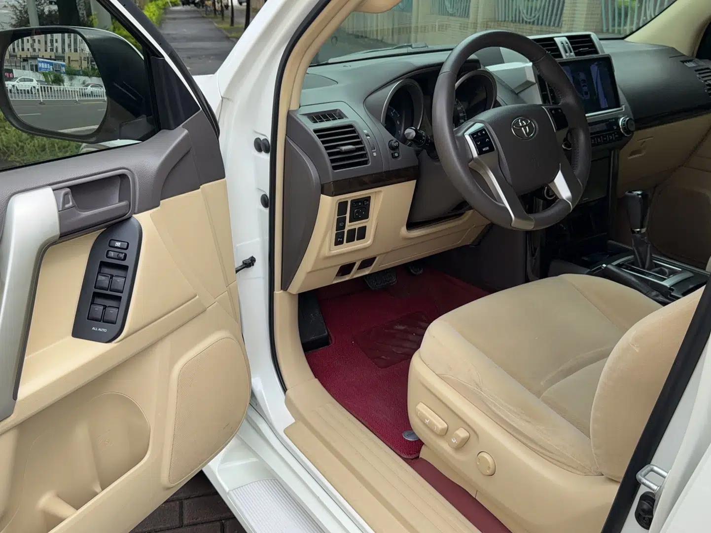 Toyota Prado 2017 2700 TXL Middle East Edition — миниатюра 24