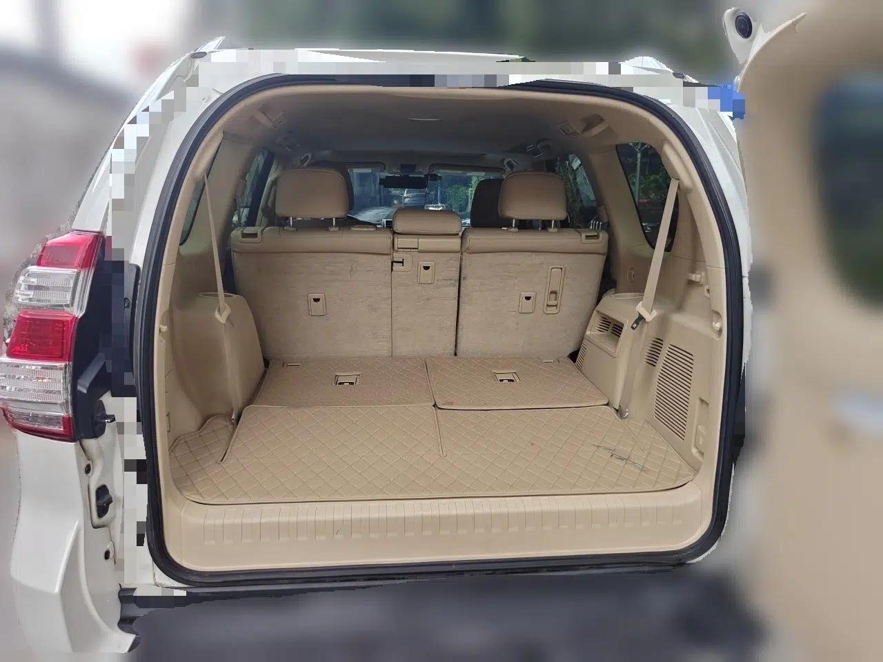 Toyota Prado Prado Land Cruiser 2017, 4.0L, automatic, 7 seats, gasoline, parallel import — миниатюра 19