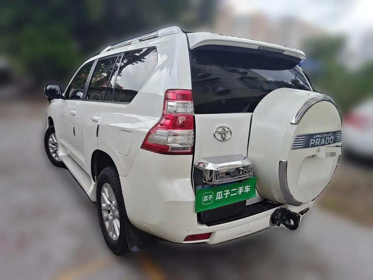 Toyota Prado Prado Land Cruiser 2017, 4.0L, automatic, 7 seats, gasoline, parallel import — миниатюра 4
