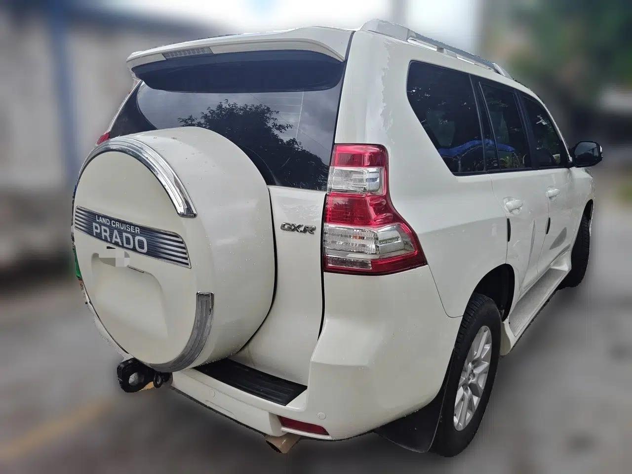 Toyota Prado Prado Land Cruiser 2017, 4.0L, automatic, 7 seats, gasoline, parallel import — миниатюра 6