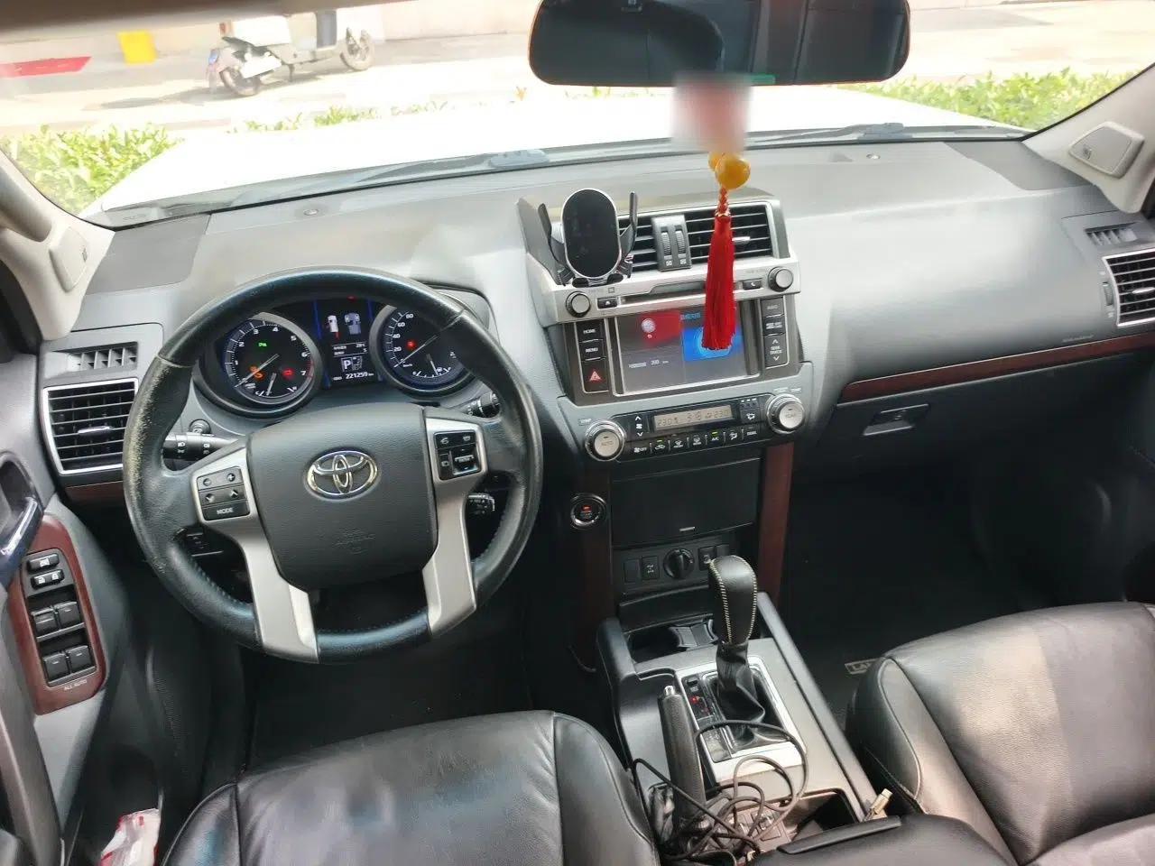 Toyota Prado 2016 3.5L Automatic TX-L NAVI — миниатюра 9