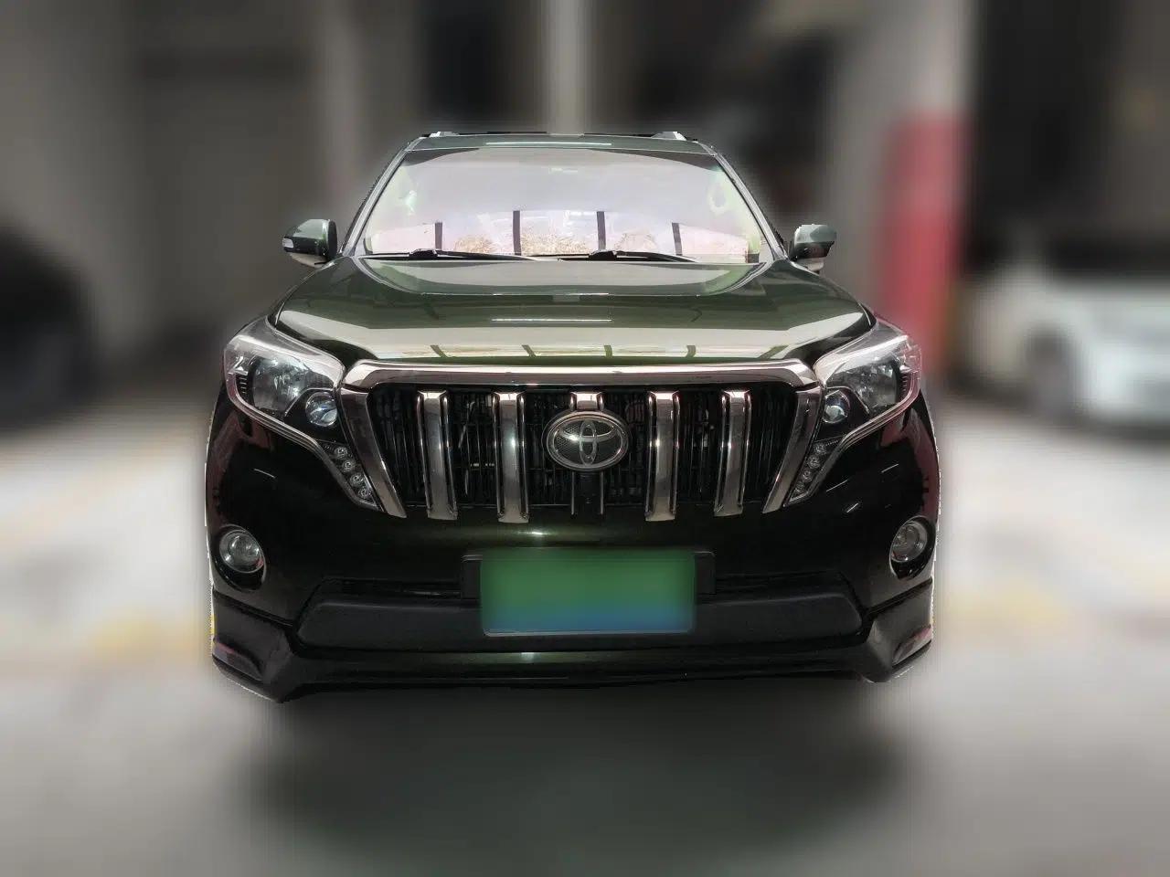 Toyota Prado Toyota Prado 2015, 4.0-liter, seven-seater, automatic transmission, gasoline engine, spare tire mounted on the rear (parallel import) — миниатюра 2