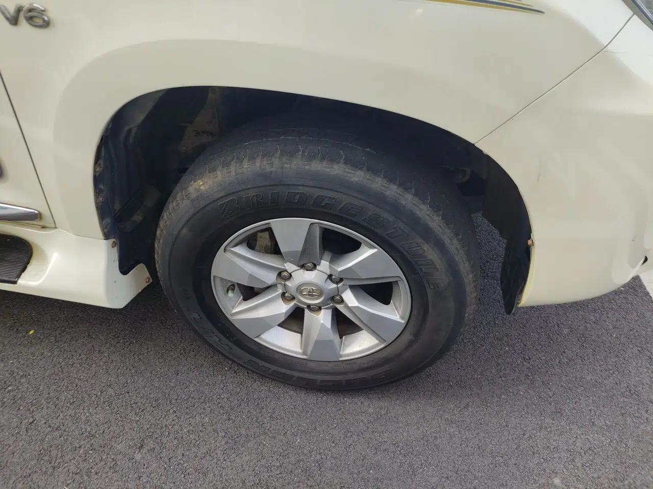 Toyota Prado 2018 Toyota Land Cruiser, 2.7-liter automatic, 7-seater, U.S.-spec (parallel import) — миниатюра 8