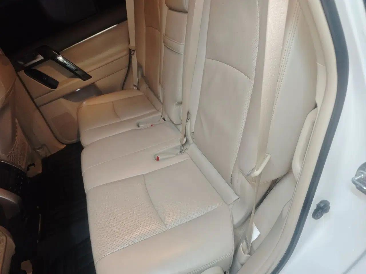Toyota Prado 2018 3.5L Automatic TX-L — миниатюра 17
