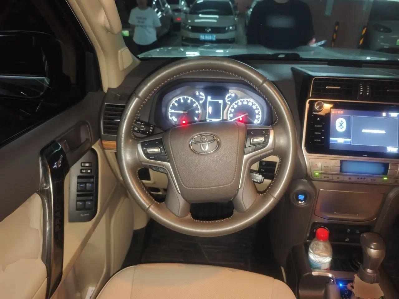 Toyota Prado 2018 3.5L Automatic TX-L — миниатюра 10