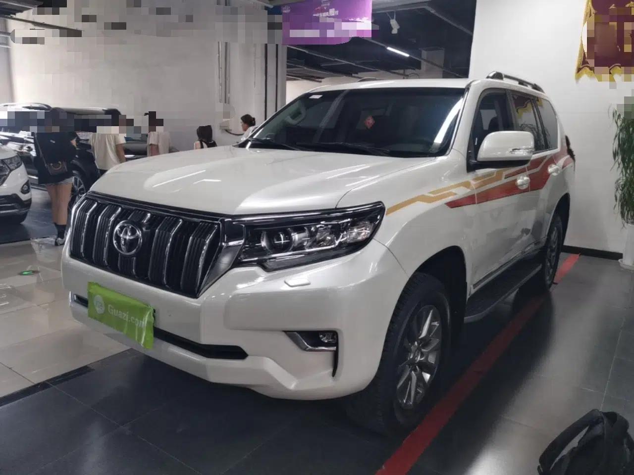 Toyota Prado 2018 3.5L Automatic TX-L with Rear-Mounted Spare Tire — миниатюра 1