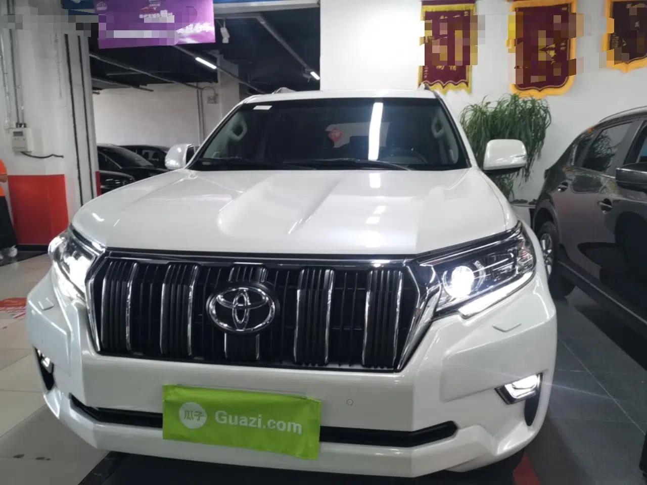 Toyota Prado 2018 3.5L Automatic TX-L with Rear-Mounted Spare Tire — миниатюра 2